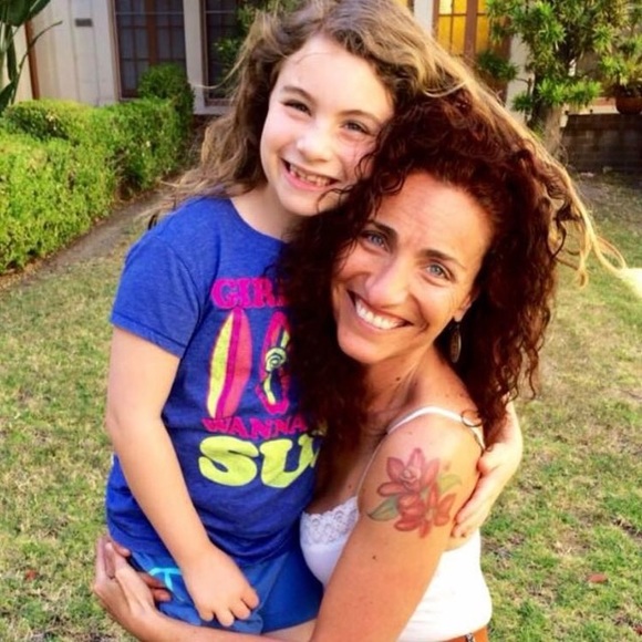 Meet your Posher, Elena - Picture 2 of 8