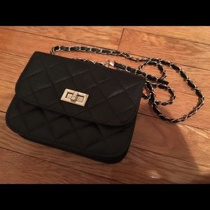 Small Black chain evening bag