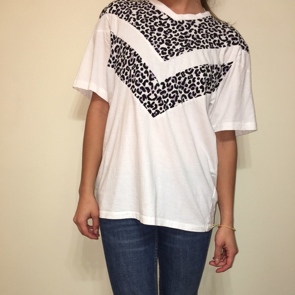 Cameo Oversized Tee