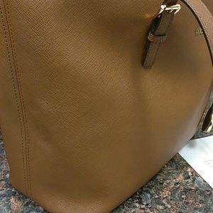 Meet your Posher, Britney