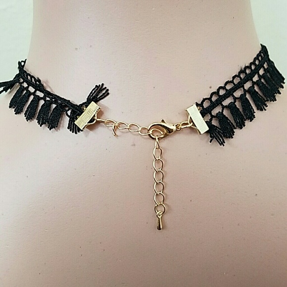 Cute Tassel Choker - Picture 2 of 2
