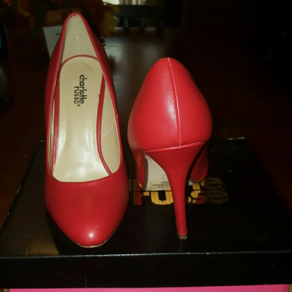 Heels - Picture 2 of 3