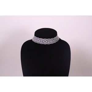 White lace choker