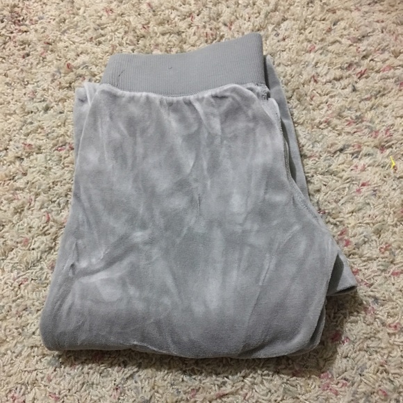 Bundle - Picture 3 of 4