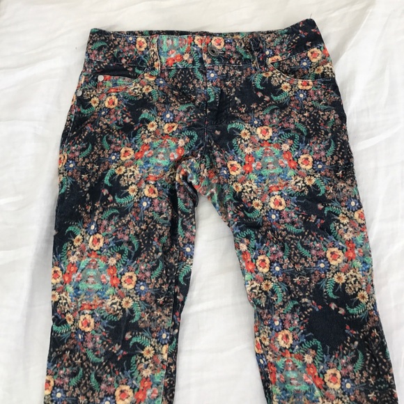 Alice and Olivia corduroy floral skinny jeans