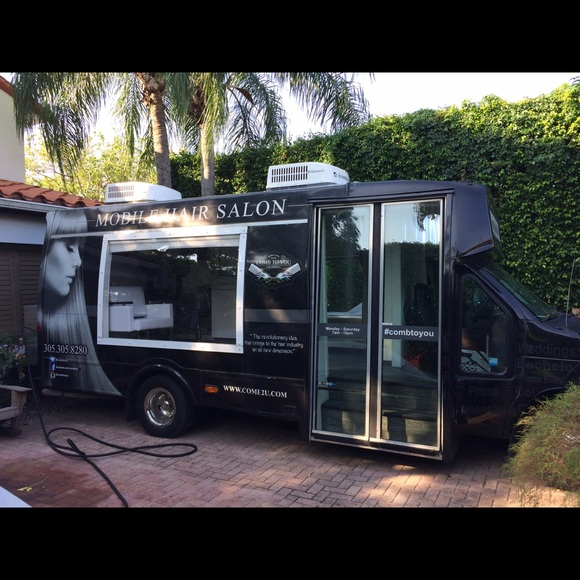 Mobile hair salon