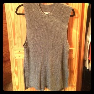 H&M Gray Sleeveless Sweater