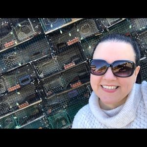 Meet your Posher, Elaine