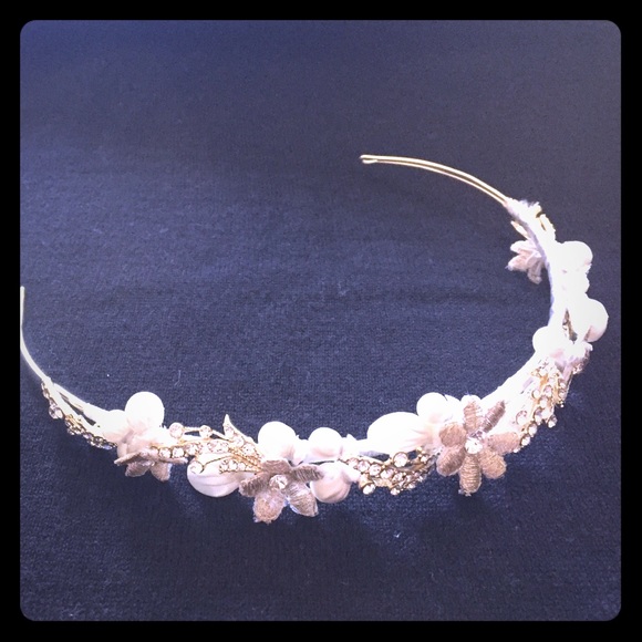 Bridal headband