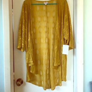 LuLaRoe Lindsey Gold Lace M