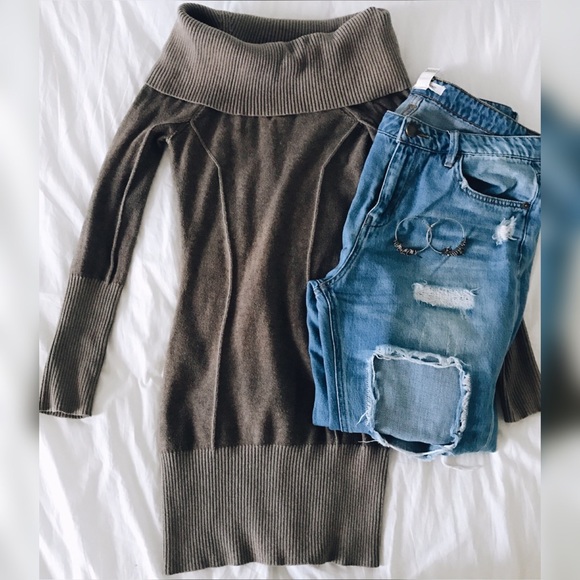 Long Sleeve Open Neck Top/sweatshirt