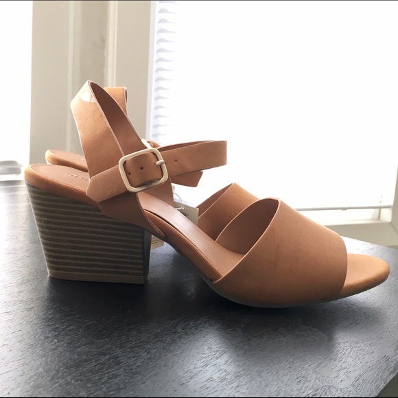 Brand New Old Navy Tan Clogs