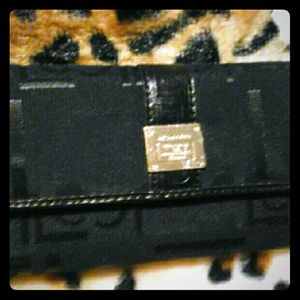 Liz clairborne wallet nwt