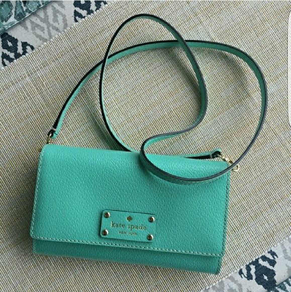 ??Kate Spade Natalie clutch crossbody??