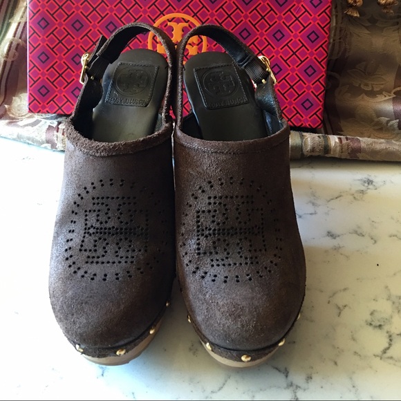 ❌Sold Tory Burch Brown Leather Clogs - Picture 2 of 4