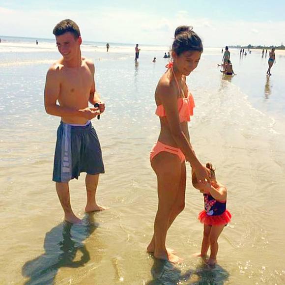 Meet your Posher, Aulton - Picture 1 of 1