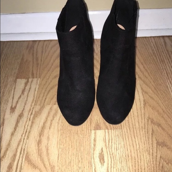 H&M suede heeled booties. Size 7.5