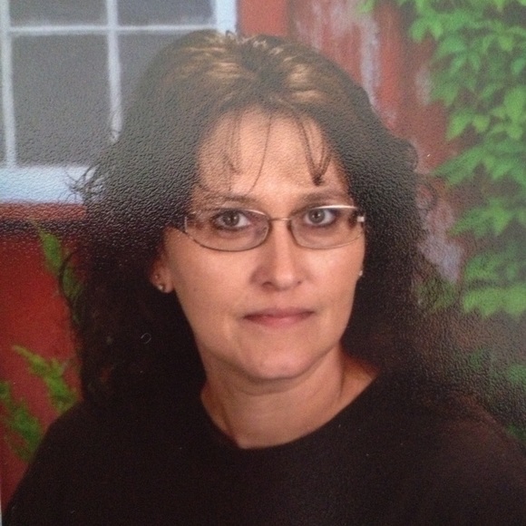 Meet your Posher, Tina