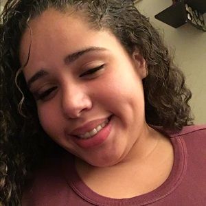 Meet your Posher, Briana
