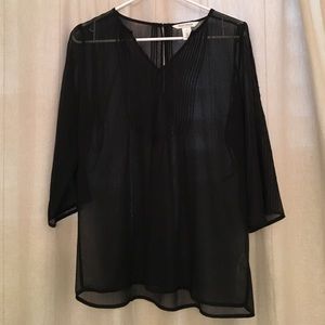 3/4 Sleeve White House Black Market Top