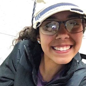 Meet your Posher, Makayla