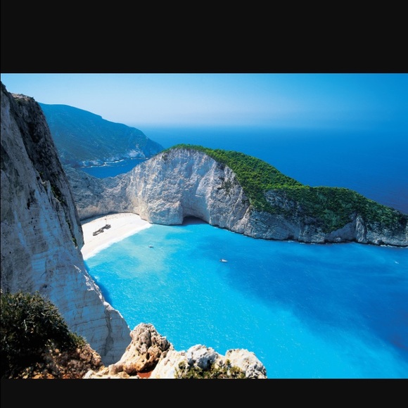 Meet your Posher, Tori - Picture 1 of 1