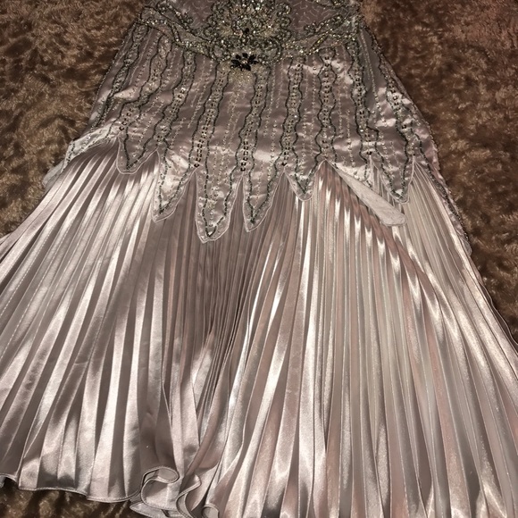 Dress - Picture 7 of 7