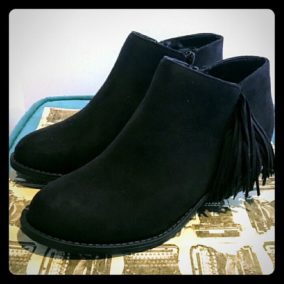 Soda Black Suede Ankle Bootie FRINGE NWT