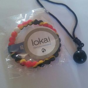 Rope necklace with ball hanging. With bracelet