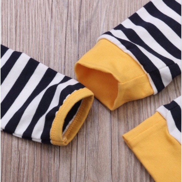 🎉🎉HP🎉🎉🆕INFANT BOY MATCHING SET - Picture 4 of 4