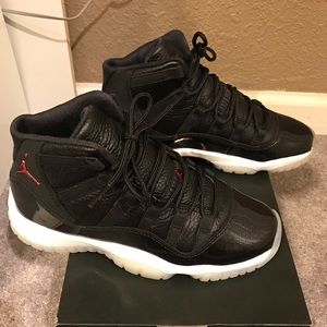 Air Jordan Retro 11's 72-10