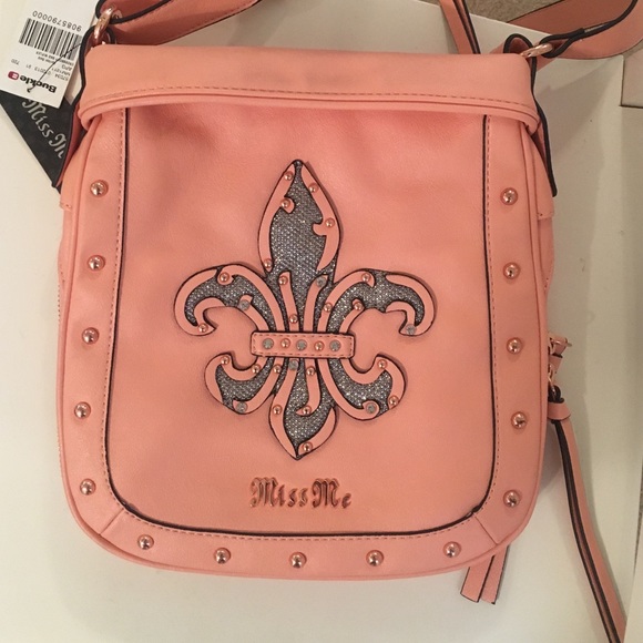 Beautiful coral, miss me purse! With tags