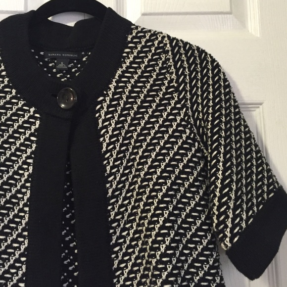 BANANA REPUBLIC | black white cardigan ❤️