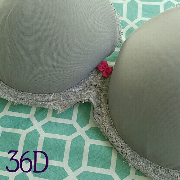 Victoria's Secret Other - Victoria's Secret Lace Underwire Bra