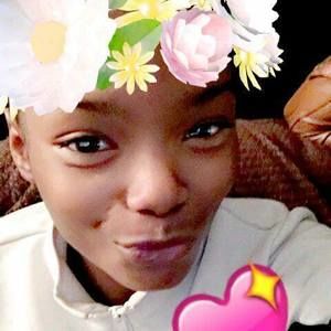 Meet your Posher, Lee