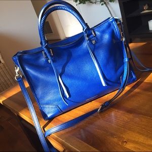 Rebecca Minkoff  Regan gorgeous satchel!💋