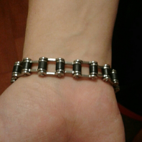 SOLD!Men's Stainless Steel Bracelet - Picture 3 of 4