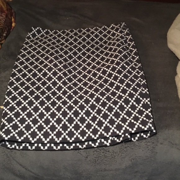 Graphic design pencil skirt.