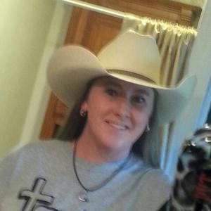 Meet your Posher, Stacie