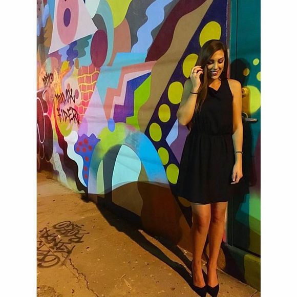 Meet your Posher, Stephanie - Picture 1 of 1