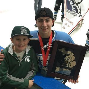 Meet your Posher, Cade