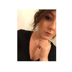 Meet your Posher, Lexi