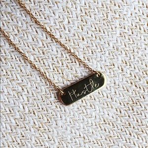 Engravable bar necklace