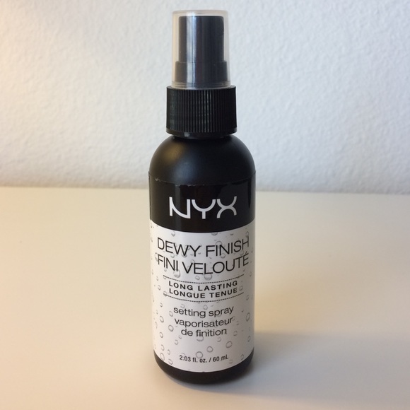 NYX Dewy Finish Setting Spray