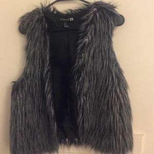 Forever 21 faux fur vest