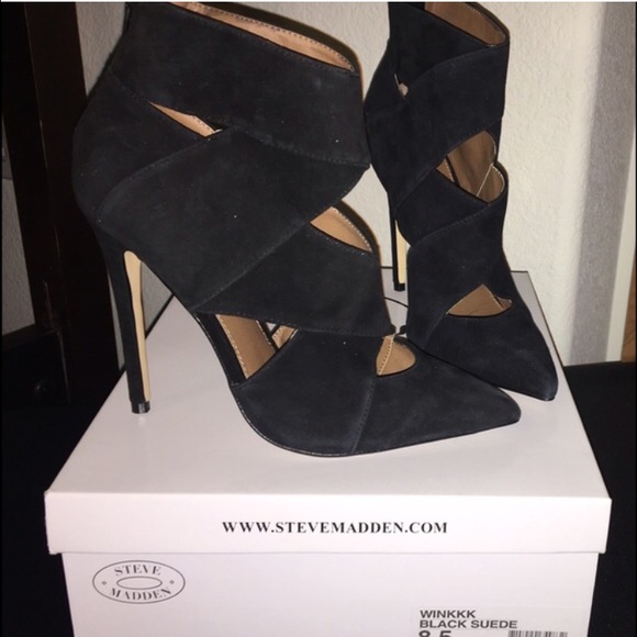 Steve Madden Black Suede Crisscross Bootie