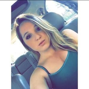 Meet your Posher, Kaitlyn