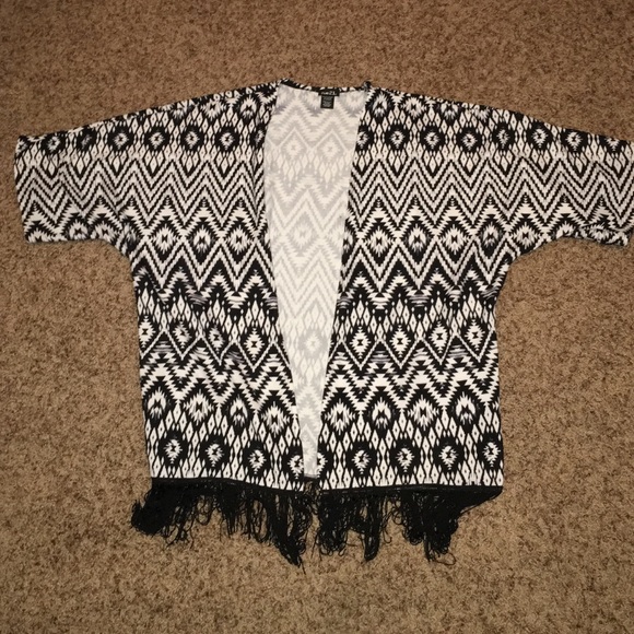 🍂WOMENS FRINGE CARDI🍂