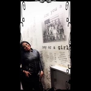 Meet your Posher, Lina