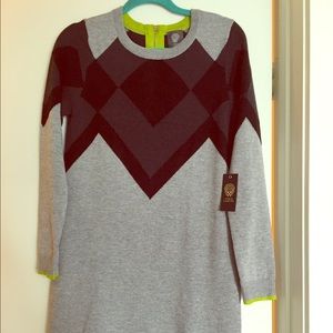💰SOLD💰Vince Camuto sweater dress